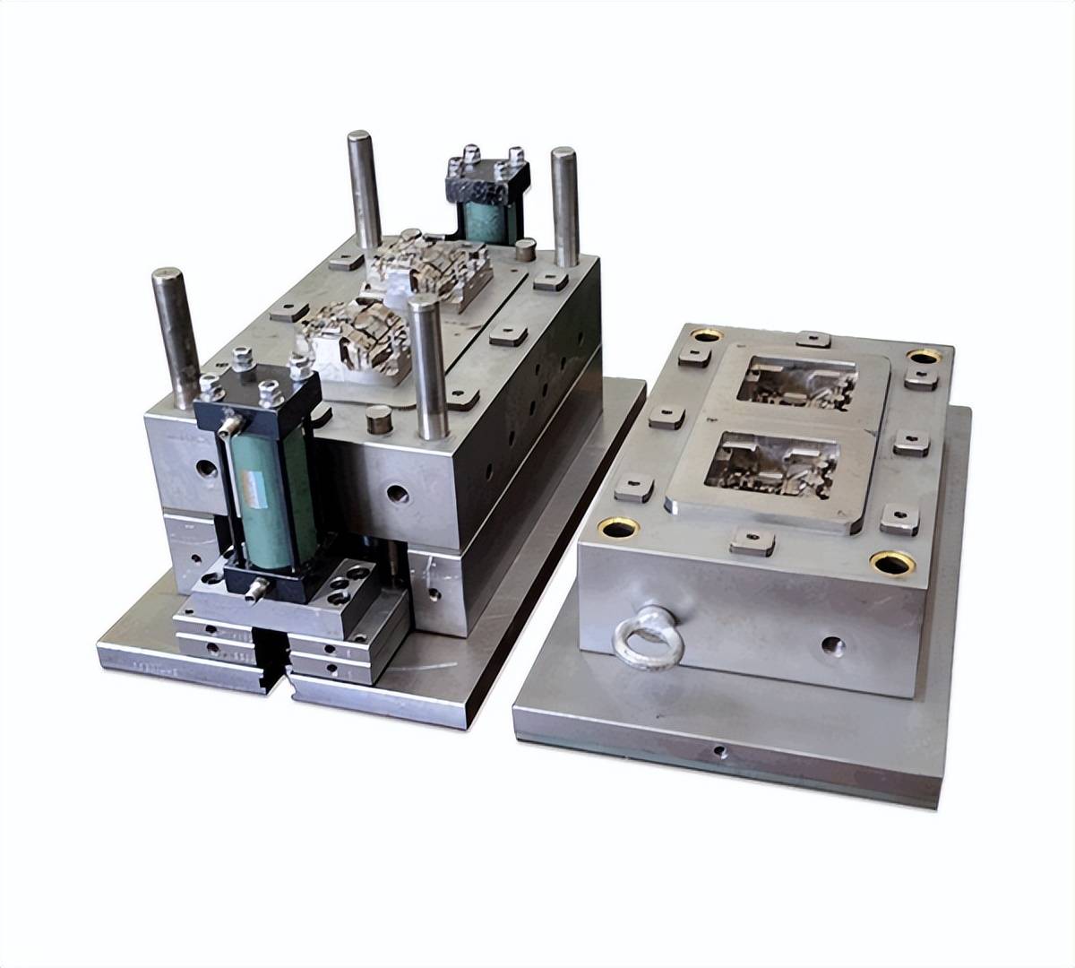 中國制筆協(xié)會(huì)-多腔塑料模具的優(yōu)點(diǎn)有哪些?